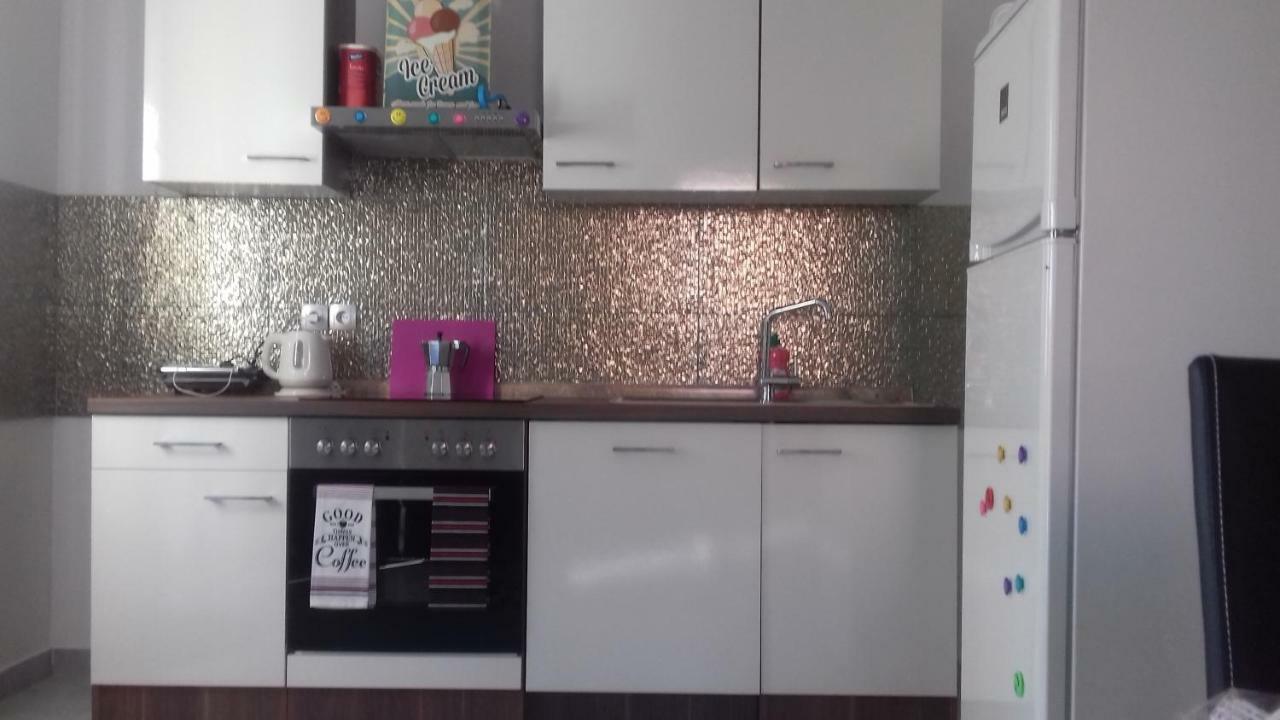 Holiday Home Nora**** Loznati Cres 外观 照片